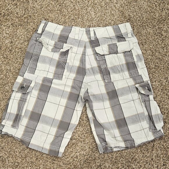 Men's plaid Cargo Utility Shorts - 33/34 waist - 2/$7 - Picture 5 of 11